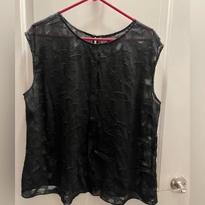 Worthington black sheer blouse, excellent condition, size 1x.